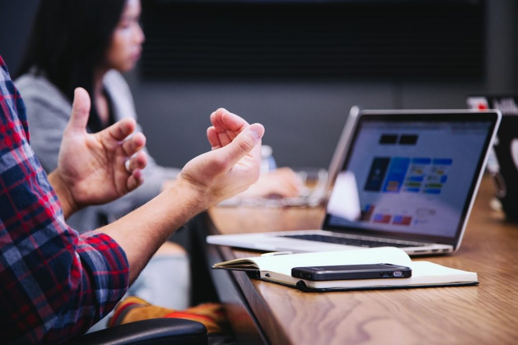 What Is an L10 Meeting? EOS Meeting Agenda, Structure, Benefits, and Best Practices