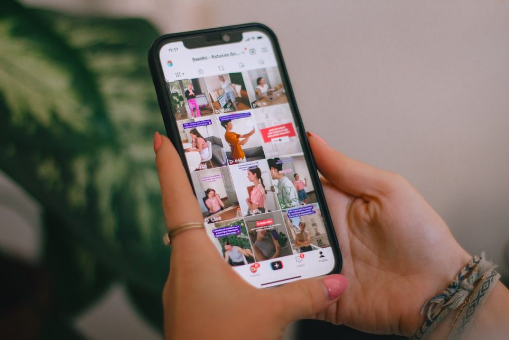 App Like TikTok: How to Choose an App Like TikTok for Short-Form Video, Social Networking, Editing, Discovery, and Creator Growth