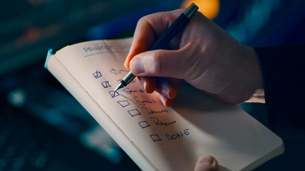 Critical Tech Specs for SaaS Tool Selection Checklist: SaaS Evaluation Frameworks vs Vendor Comparison and Security Assessment Tools