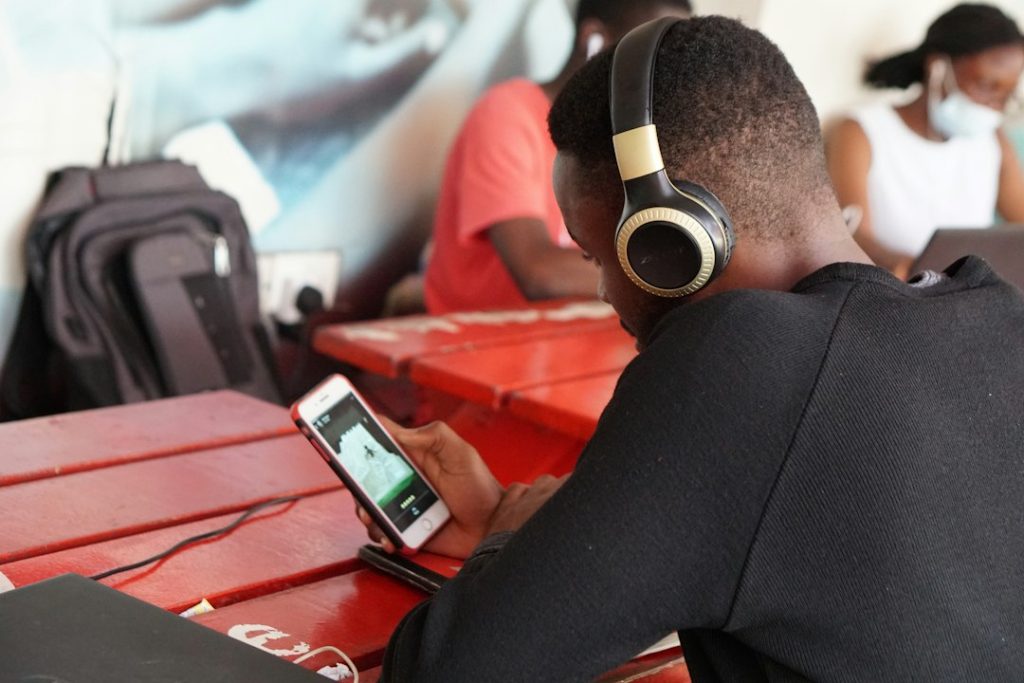Spotify Premium Student: Pricing, Benefits, and Alternatives