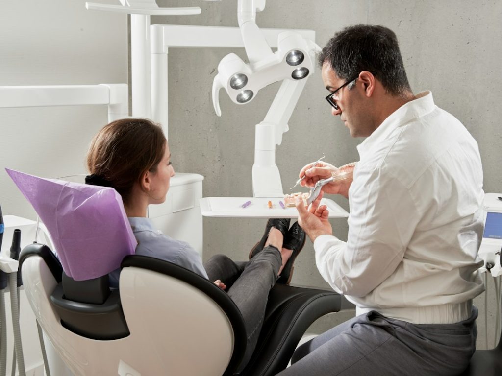 Dental Emergency Near Me: Zocdoc vs Google Maps for Finding an Emergency Dentist